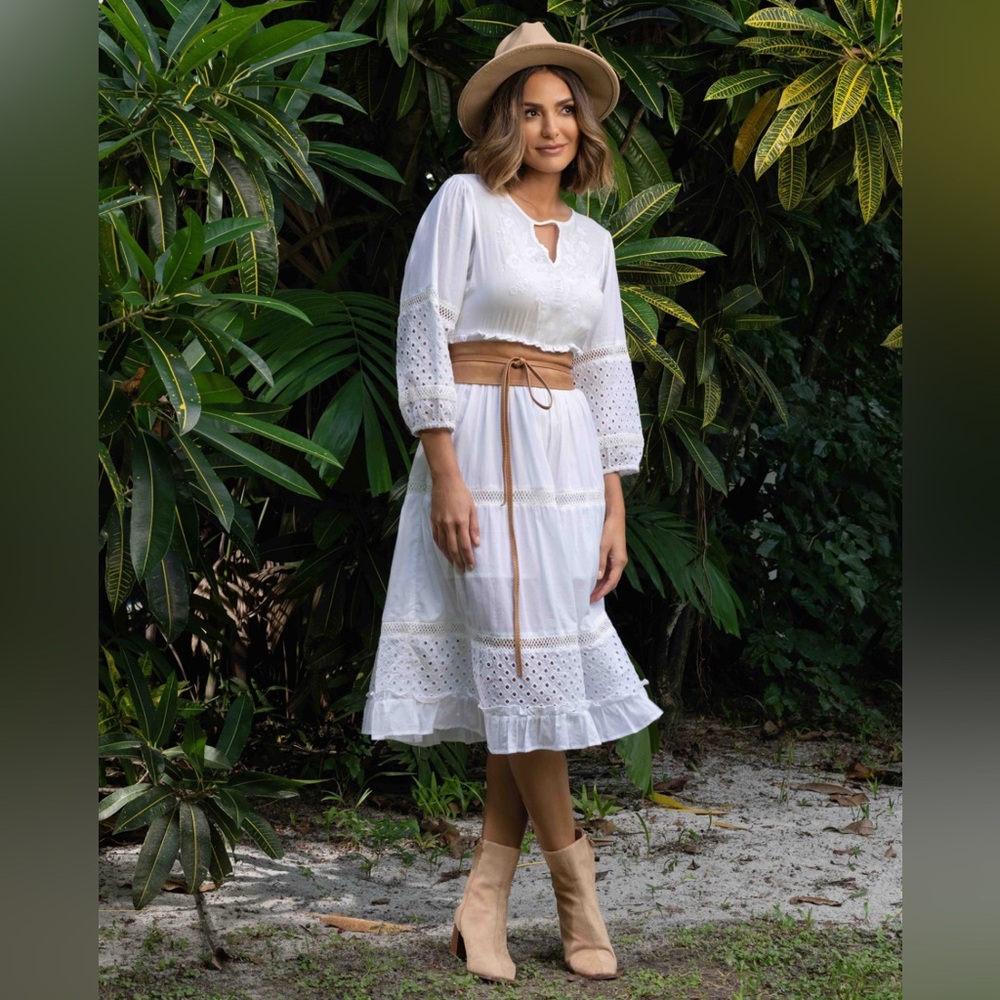 NWOT- Cupio Tiered 100% Cotton Peasant Dress w/Eyelet Edging and Keyhole Front